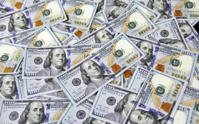 Becas en EE.UU. y Europa: Tu Camino Hacia una Educación Internacional 🌍🎓