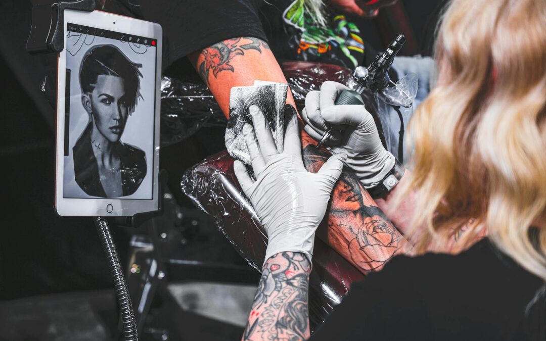 Descubre el Mundo del Arte del Tatuaje en Florencia: Un Programa Único de Italiano