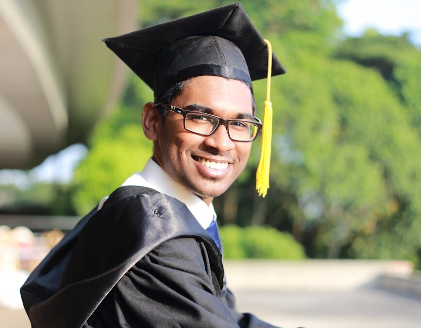 ¿Tu hijo sueña con estudiar en EE. UU.? Nosotros te ayudamos a hacer realidad ese sueño.